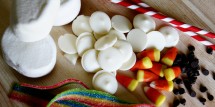 Marshmallow-Snowman-Pops-materials-websized13