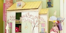 girls dollhouse closet