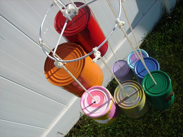 Creative and colorful wind chimes that will be a perfect craft for the kids this summer! Creative and colorful wind chimes that will be a perfect craft for the kids this summer!