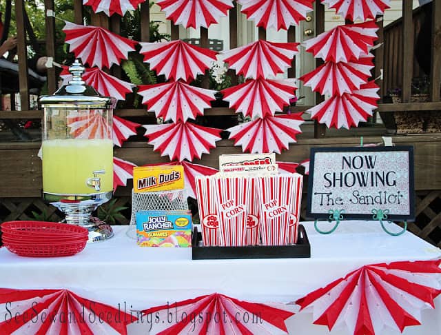 Backyard Movie Night is perfect for the summer time! Love this idea!