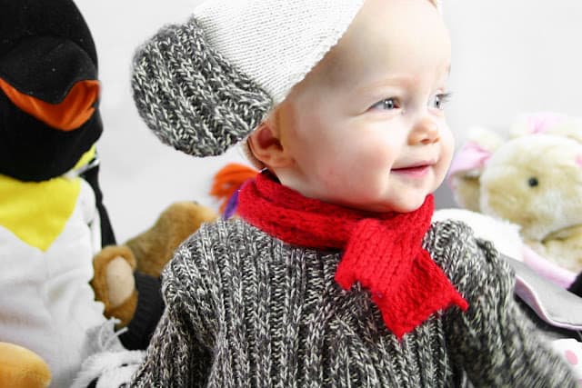 Kids Halloween Costume Ideas that are unbelievable! A little Sock Monkey!