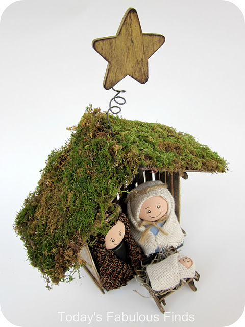 Sweet and Simple Children's Nativity Set {DIY Craft} Featured on Design Dazzle Sweet and Simple Children's Nativity Set {DIY Craft} Featured on Design Dazzle