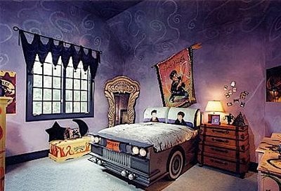 Looking for Harry Potter themed bedroom ideas for your kids? We've have collected the best ideas that will make you feel you're a great wizard of Hogwarts! Check them out! - Design Dazzle