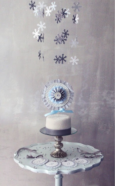 DIY Snowflake Chandelier will make your home magical this Christmas Season! Featured on Design Dazzle