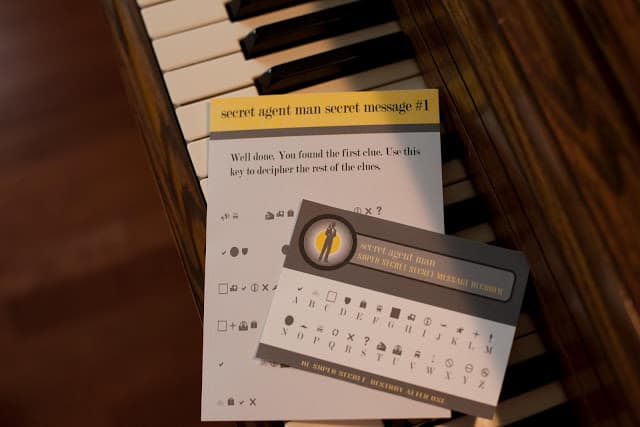 Secret Agent Scavenger Hunt for kids with clever clues that kids will love to figure out! Secret Agent Scavenger Hunt for kids with clever clues that kids will love to figure out!