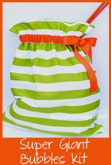 How to make giant bubbles with a secret ingredient - Design Dazzle How to make giant bubbles with a secret ingredient - Design Dazzle