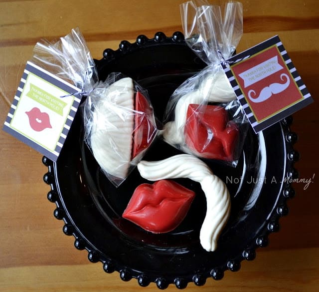 Mrs. Claus And Santa's Bash favors