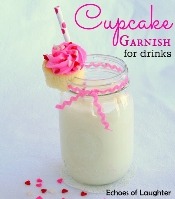 Valentine's Day Sweet Treats! Cupcake Garnish for Drinks! MORE Excellent ideas for the big LOVE day at Designdazzle.com Valentine's Day Sweet Treats! Cupcake Garnish for Drinks! MORE Excellent ideas for the big LOVE day at Designdazzle.com