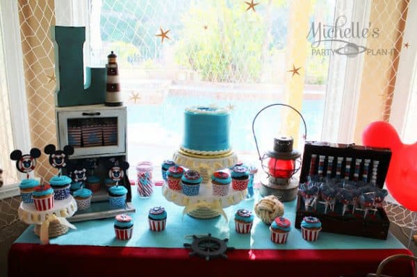 Mickey Mouse Cake Table