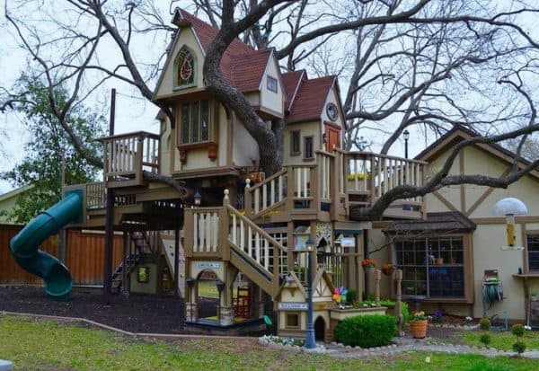 Amazing Playhouses & Treehouses -- Design Dazzle