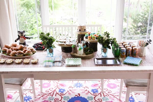 woodland wonder party table