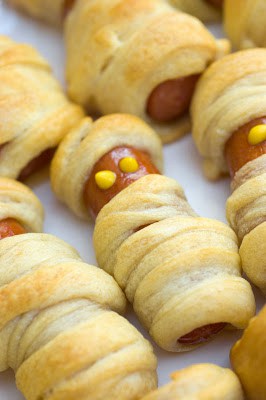 mummy dogs halloween snack