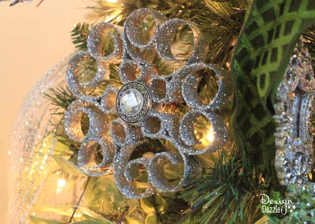 toilet paper roll ornament on Christmas tree - Design Dazzle