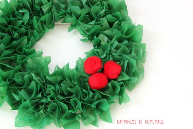 Preschool-Friendly Paper Plate Christmas Wreath Craft