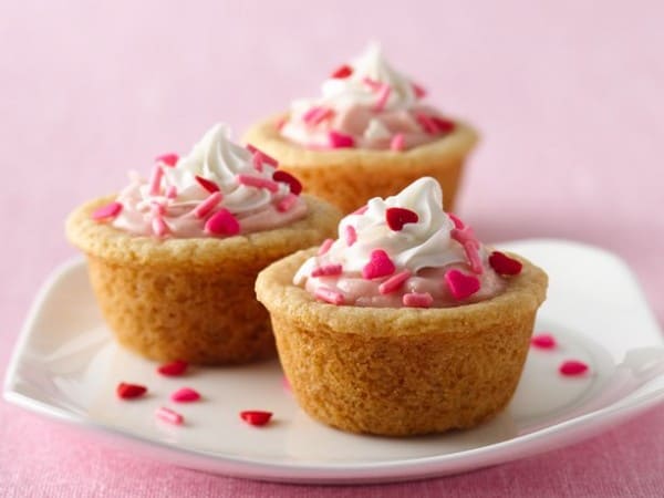 strawberry cream cheese cookie tarts