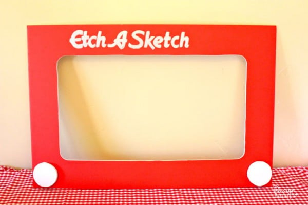 make a Etch A Sketch photo prop - Design Dazzle