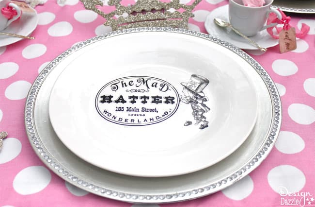 Turn a dollar store plate into a designer plate for a special event - Design Dazzle #dollarstore #tablescape