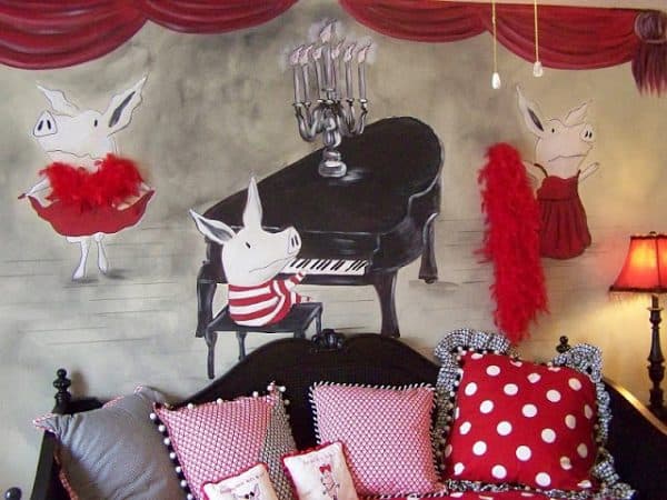 olivia_the_pig_storybook_red_black_room