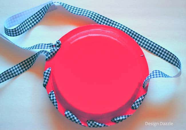 tutorial: paper plate apple gift tote