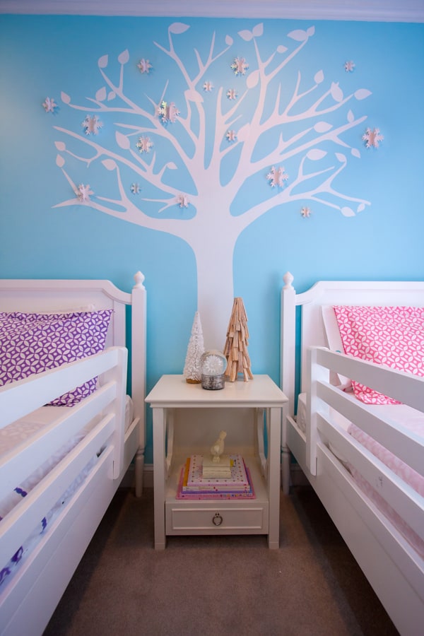 Twin Girls Room decorated for winter