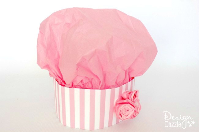 No-Sew Cupcake Baker Halloween Costume! Pink apron, tutorial on the chef hat and dollar store accessories help make this an INEXPENSIVE and EASY costume! | DIY kids halloween costumes | DIY halloween costumes | halloween costume ideas for kids | no sew halloween costumes | easy homemade halloween costumes || Design Dazzle #DIYhalloweencostumes