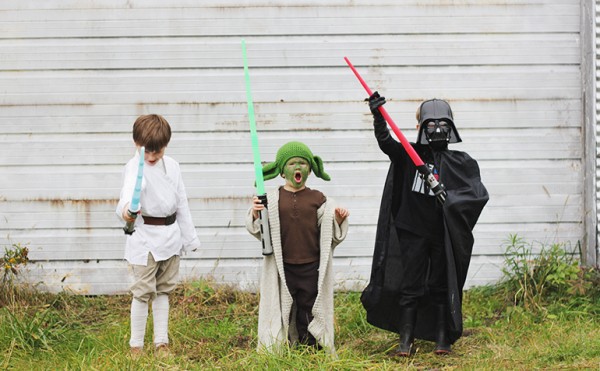 DIY Star Wars Halloween Costumes for Siblings