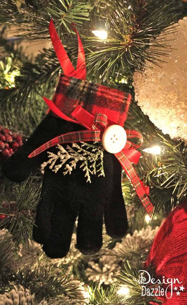 DIY Christmas Glove Ornament