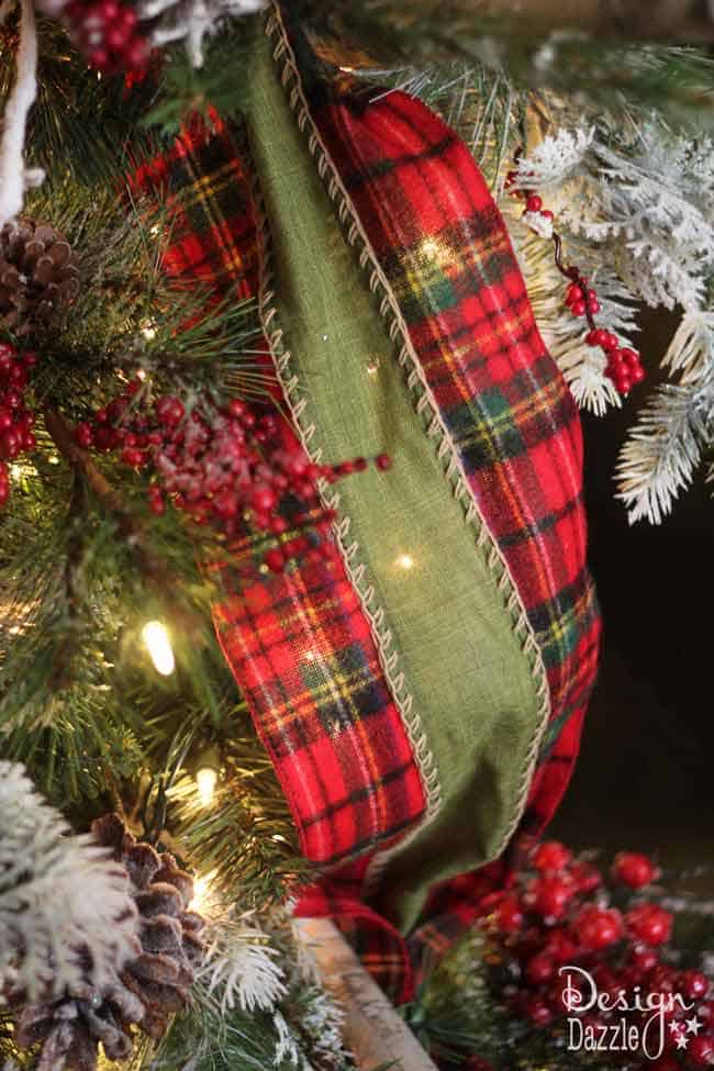 Santa's Cabin in the Woods Christmas Tree. Lots of easy DIY projects to create this rustic, plaid Christmas tree. | diy Christmas tree | Christmas tree decor ideas | how to decorate a Christmas tree | Christmas tree decorating tips | Christmas home decor | Christmas tree home decor || Design Dazzle #christmastree #christmastreedecor #christmasdecor