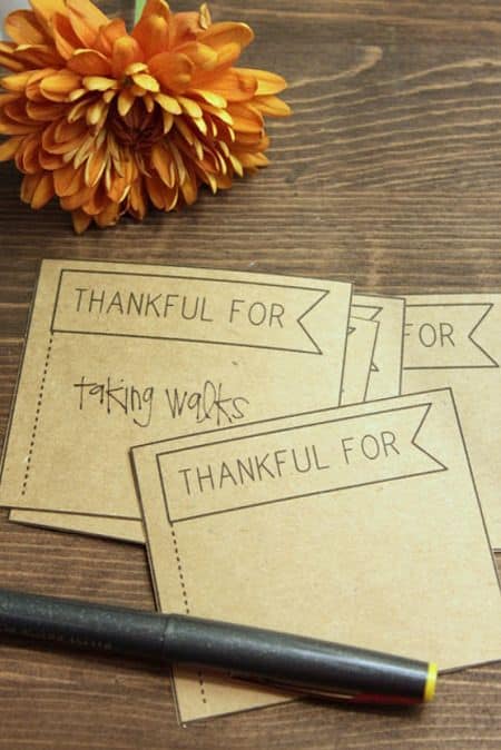 Thanksgiving Day activities for kids - thankful cards on Design Dazzle