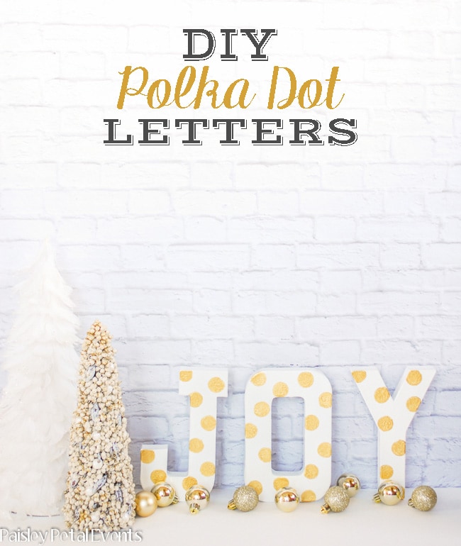 DIY polka dot letters for Christmas | diy Christmas decor | christmas decor ideas | Christmas crafts || Design Dazzel #christmascraft #diychristmas 