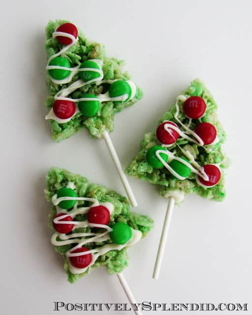 Christmas tree rice krispie treat pops - what a fun Christmas treat for kids!
