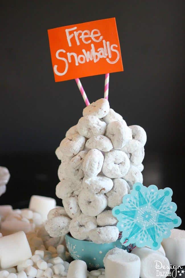 How to make edible "free" snowballs by Design Dazzle #HostessHoliday