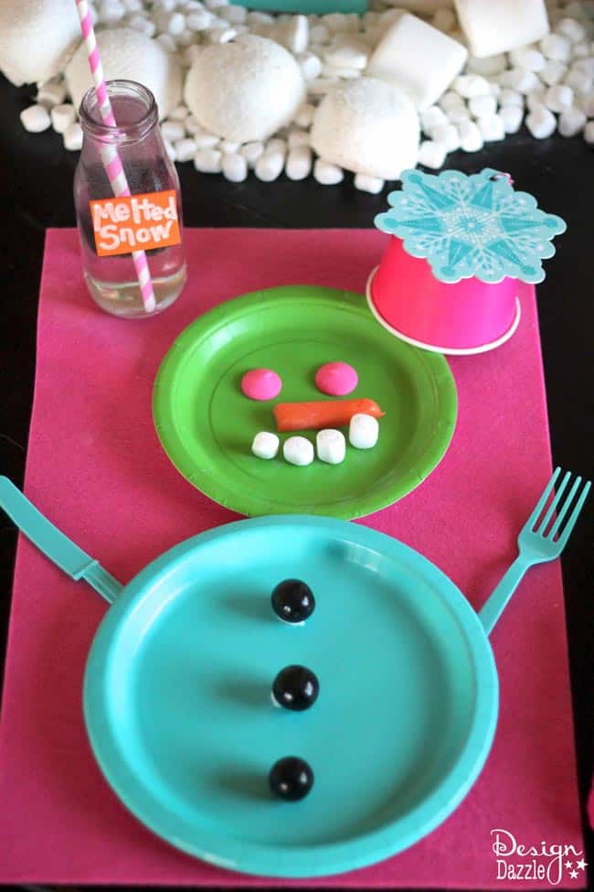 How to make an easy snowman placesetting. Design Dazzle #HostessHoliday