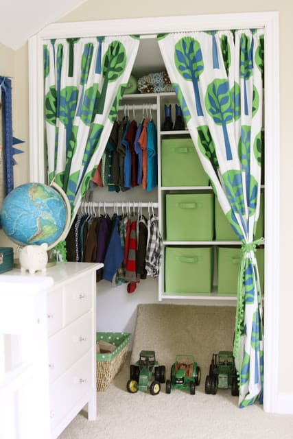 Kids' Closet Organization Ideas