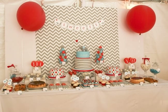 Love this elephant party! What an awesome 1st birthday party idea!
