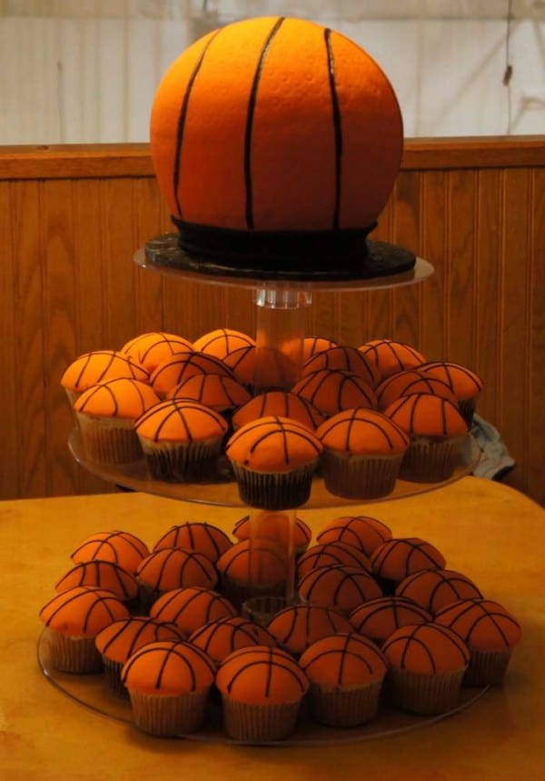 basketball cakes
