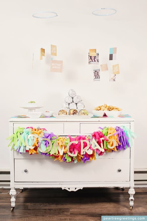 LOVE these stunning graduation party ideas!