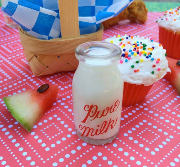 tiny picnic milk