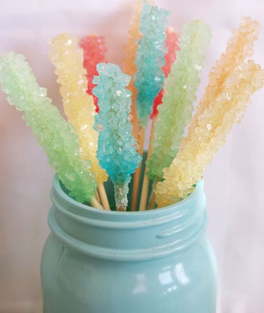 Check out these hundreds and hundreds of fun summer ideas for kids! Indoor and outdoor activities and ideas they will definitely enjoy! - Rock candy