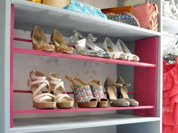 DIY a pretty shoe rack to store your shoes in your dorm room