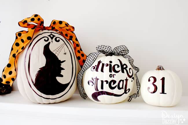 The most AWESOME idea about these pumpkins is they are TWO-SIDED! One side is for Halloween and one side is for Fall!! Free printables included. | DIY pumpkin decorating ideas | sharpie pumpkin tutorial | how to make sharpie art pumpkins | how to decorate a pumpkin | pumpkin decorating tips || Design Dazzle