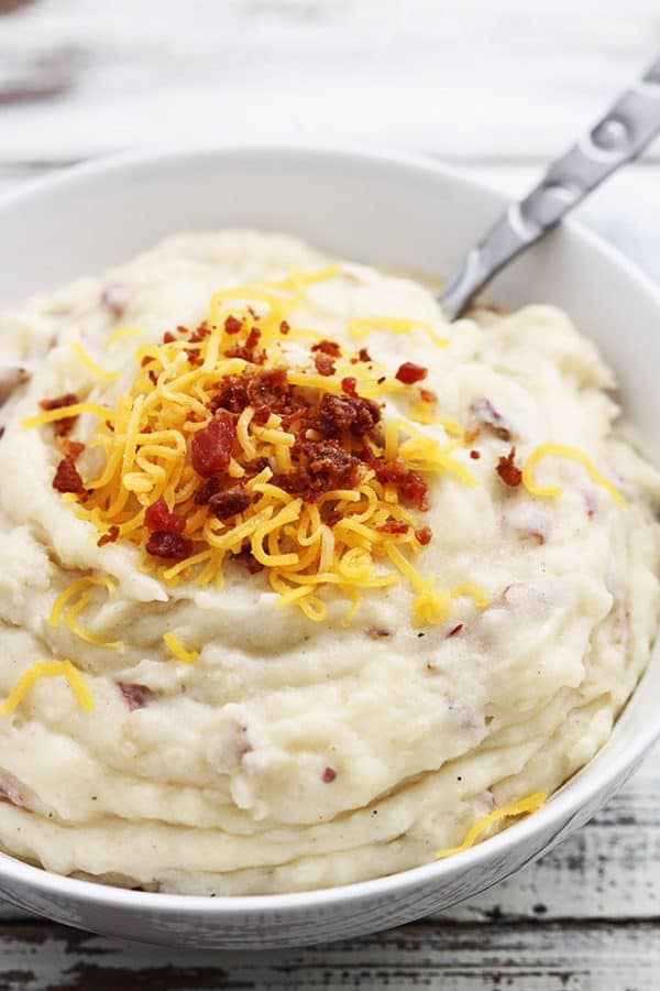 Slow Cooker Creamy Mashed Potatoes from Creme de la Crumb