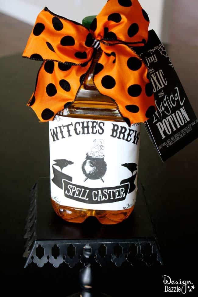Witches Brew label for gift idea. Recipe to make apple cider. Design Dazle