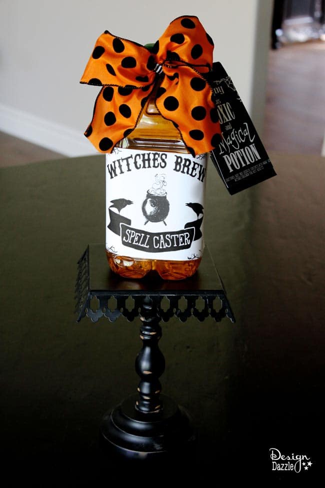 Witches Brew label to create a fun gift to be made into witches brew (hot apple cider). Design Dazzle