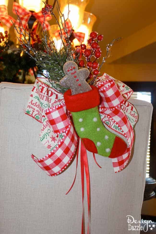 Design Dazzle shows you how to decorate your dining room for Christmas!