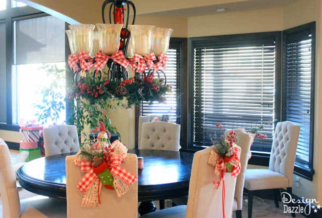 Design Dazzle shows you how to decorate your dining room for Christmas!