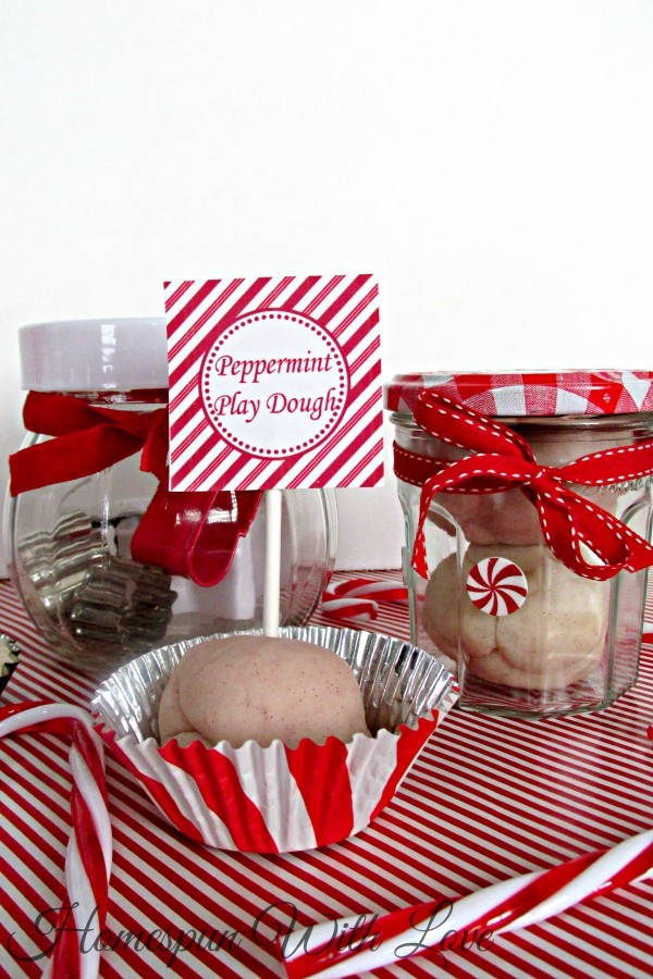 christmas ideas for kids - peppermint play dough