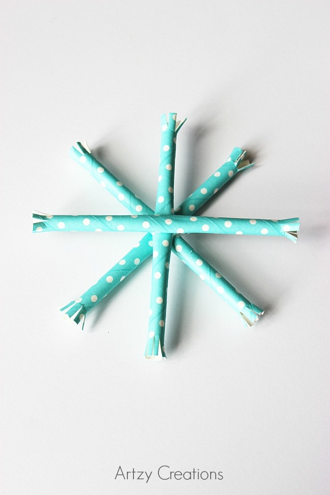 Paper-Straw-Snowflake-Ornaments-Artzy Creations 5