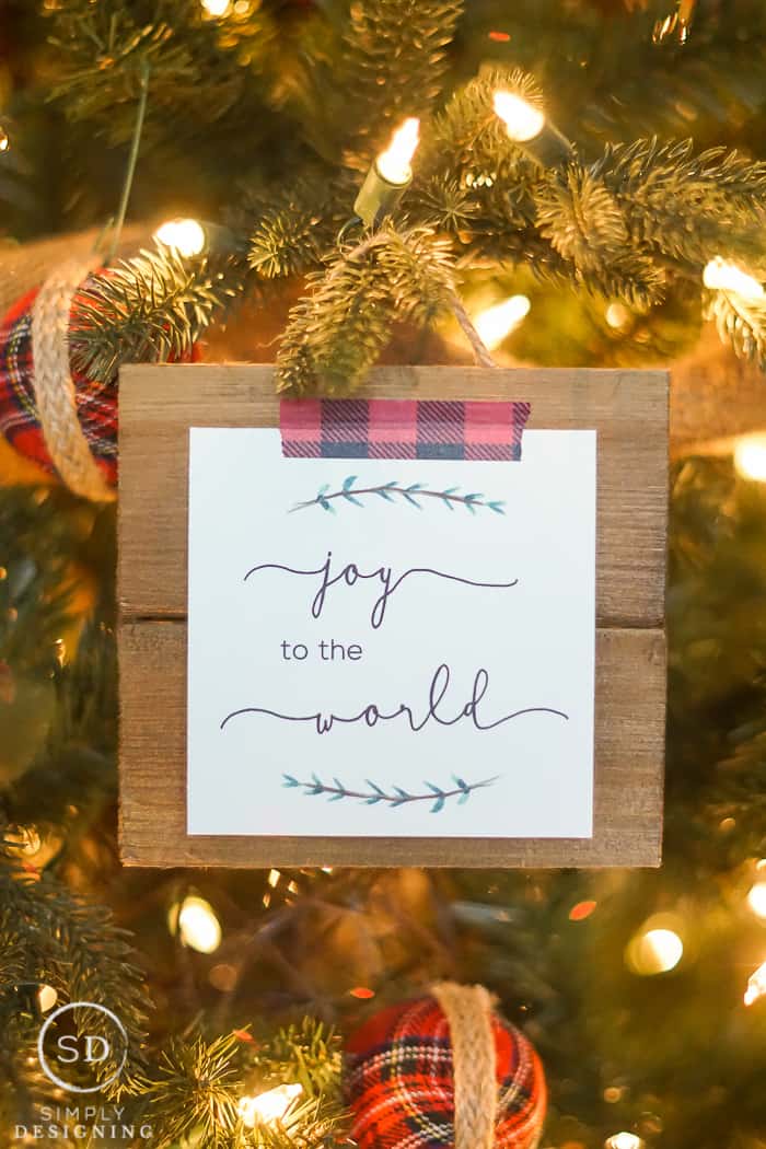 Joy to the World Printable - such a beautiful and simple holiday decoration with FREE Printable