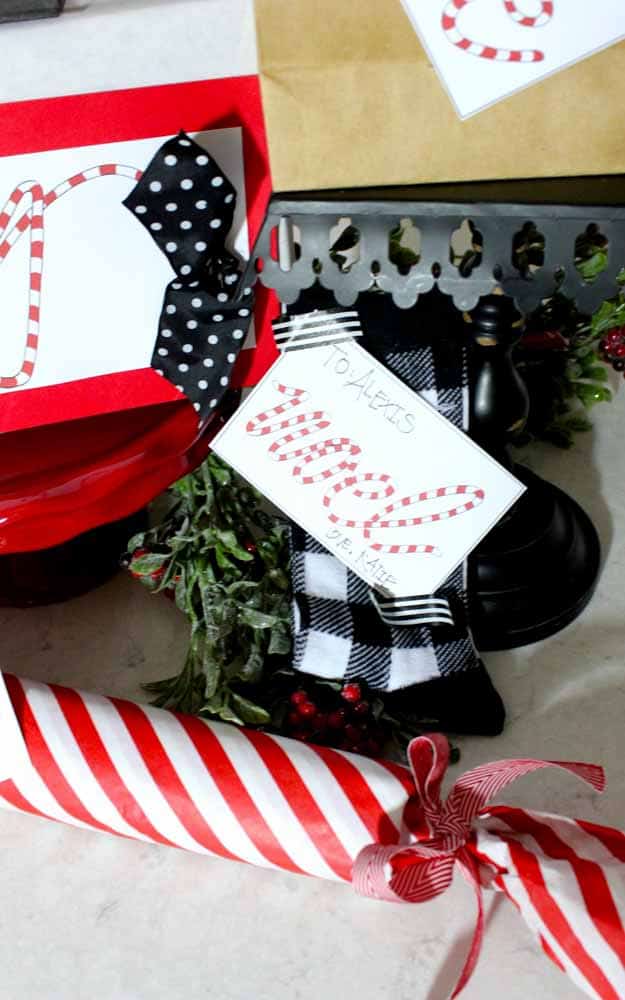 Easy Neighbor Gifts under $5 with Free Festive Gift Tags - Design Dazzle